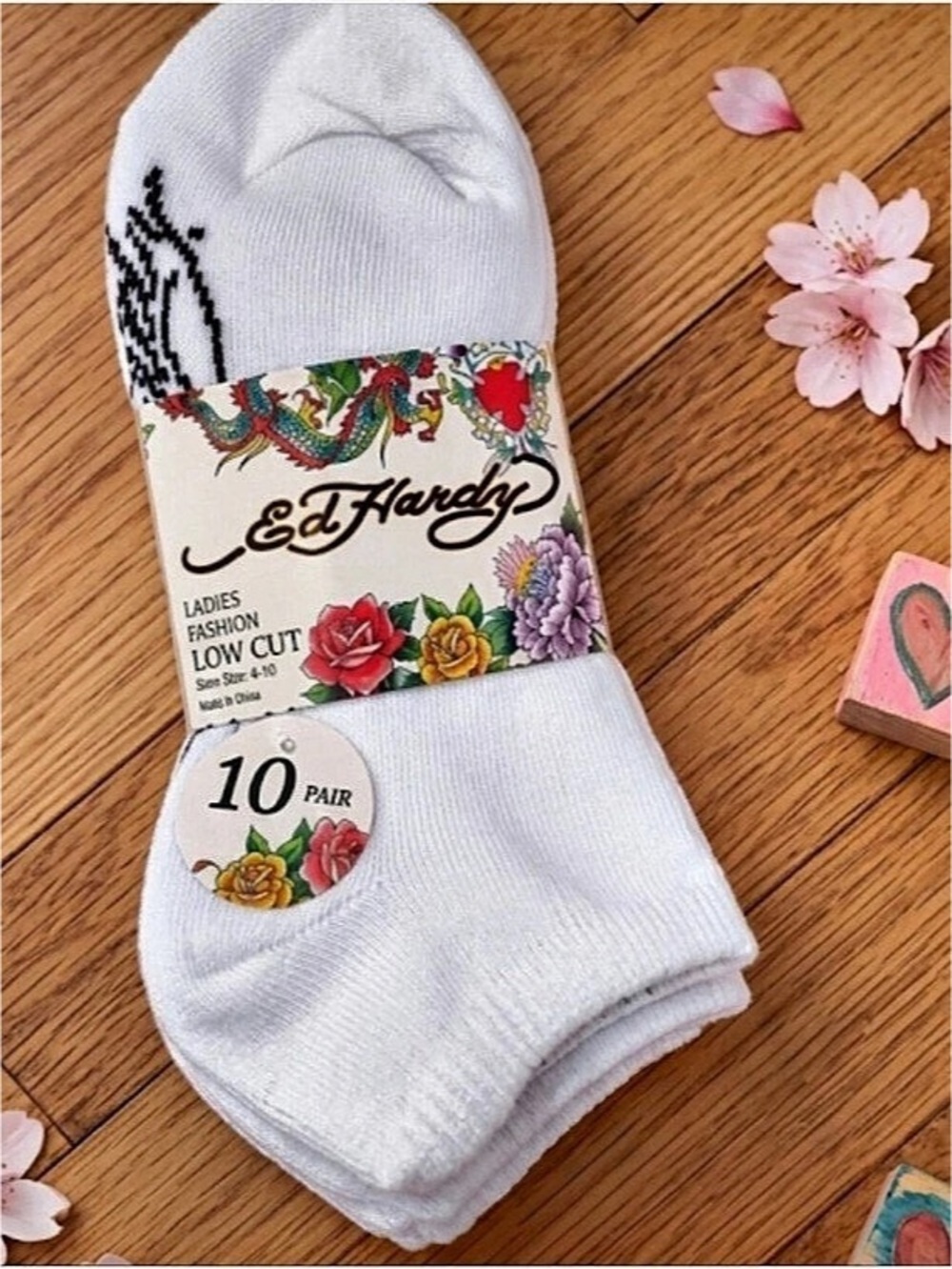 Ed Hardy Ladies Fashion Low Cut Socks 10-Pack, White